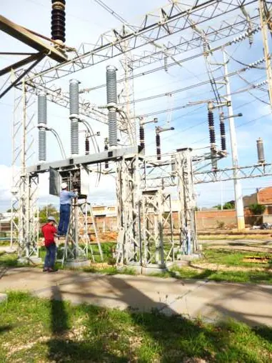 Pórtico con los PT K-120 instalados
