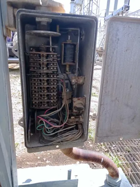 Caja del seccionador K-1728, antes