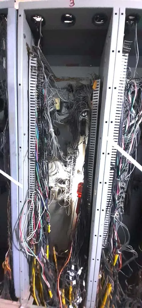 Tablero mímico P3 desarmado, antes