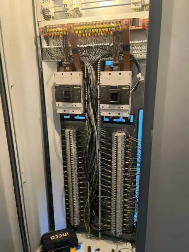 Avance del cableado del tablero DC 138